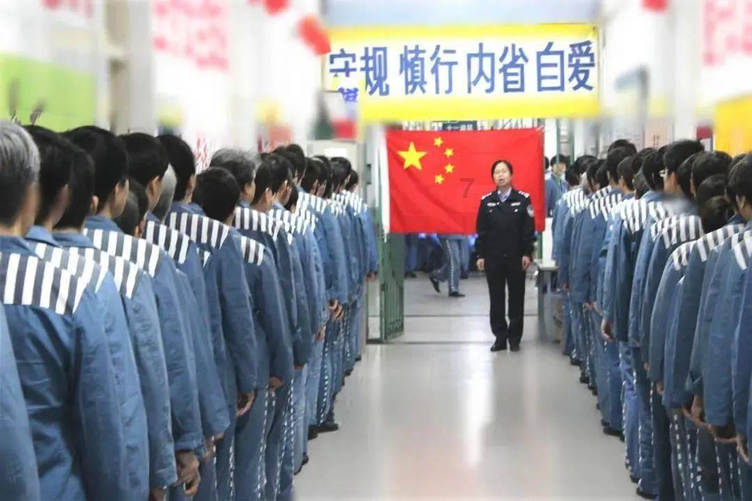巍峨壮阔！航拍敦煌雅丹好似万舰齐发