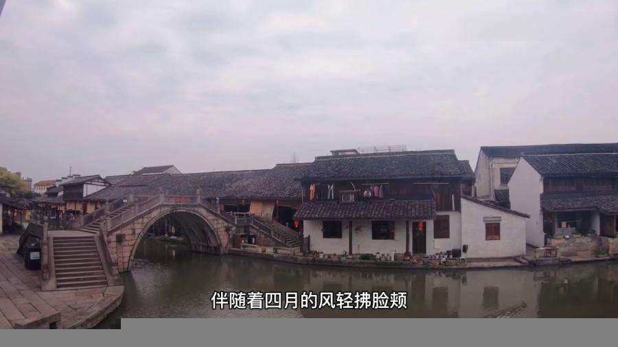 1月27日，山东青岛，研一哥哥帮初中妹妹开家长会，看到妹妹8门成绩总分66……